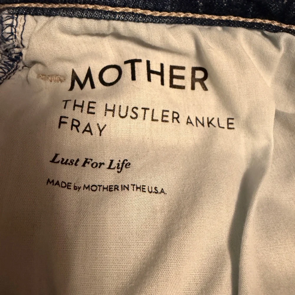 MOTHER Hustler Ankle Fray jeans in Dark Blue (Lust For Life) - Picture 3 of 5
